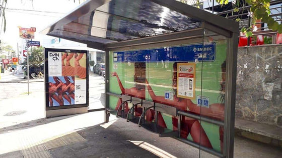 55 inch android outdoor floor-standing digital signage with ip65 2500 nits