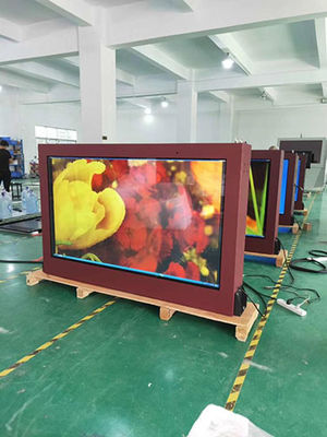 High brightness 2500 Nits Outdoor Digital Signage for European market